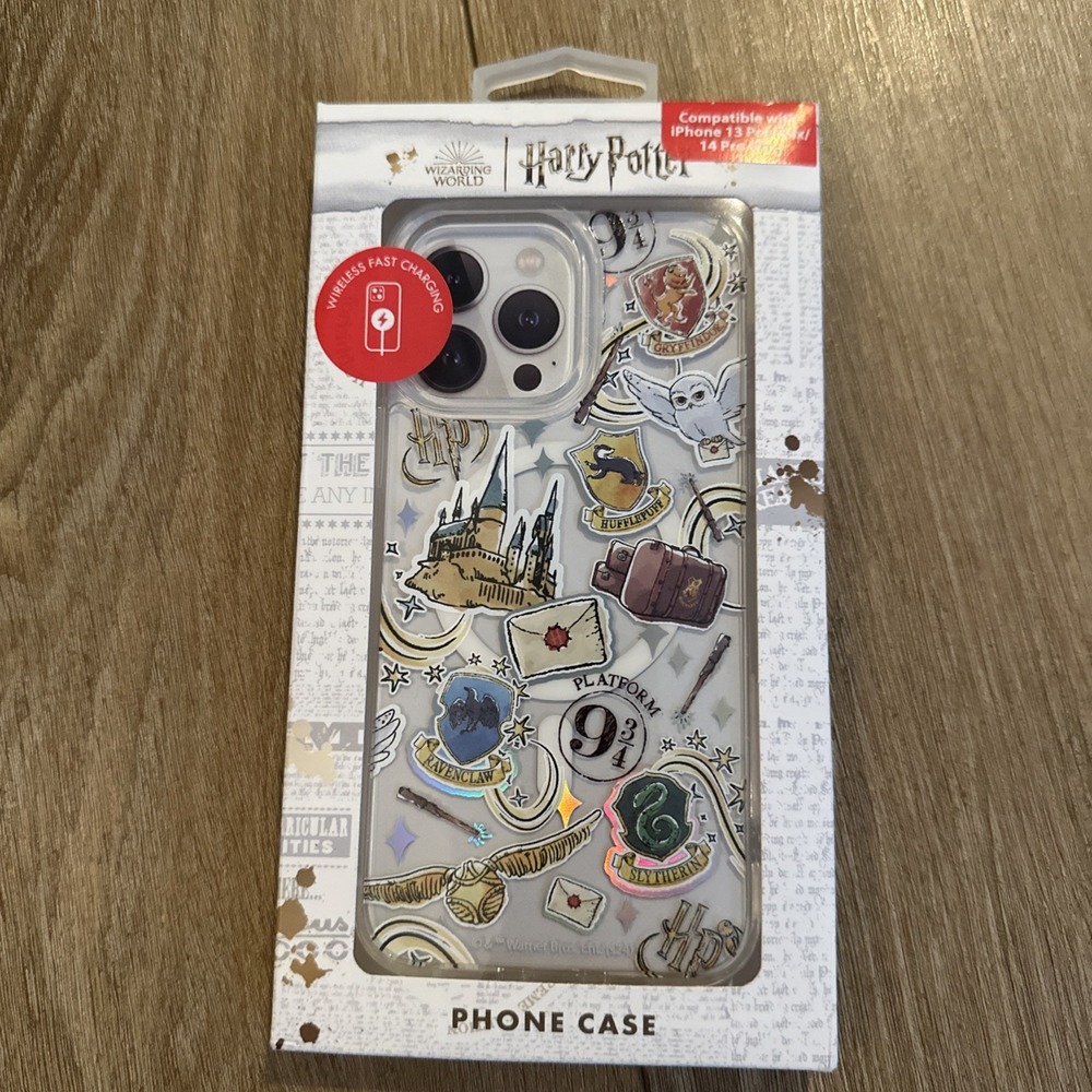 Skinnydip Harry Potter Wizarding World iPhone 13‎ Pro Max/14 Pro Max Phone Case